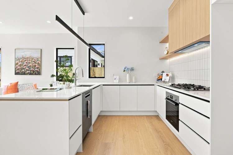 4 Furlough Road Opaheke_5