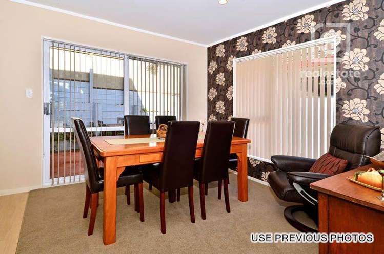 1/14 Silkwood Grove Flat Bush_18
