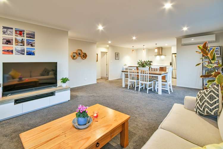 12 Loader Place_0