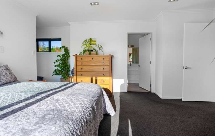 1/1132 Old West Coast Road West Melton_9
