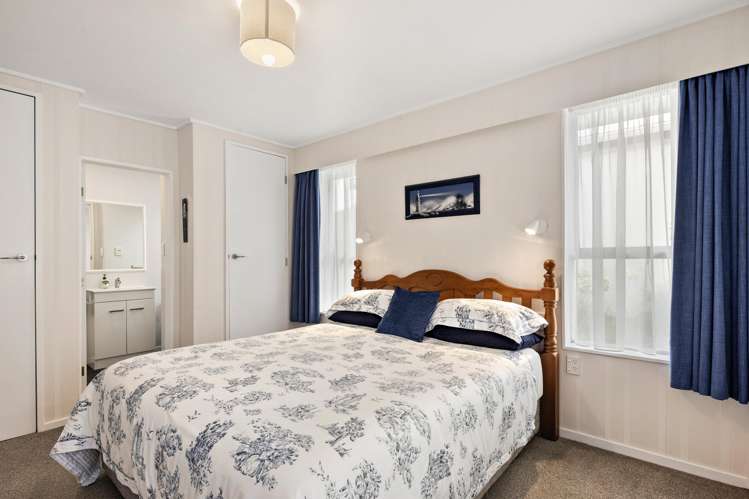 5 Caesars Place Churton Park_11