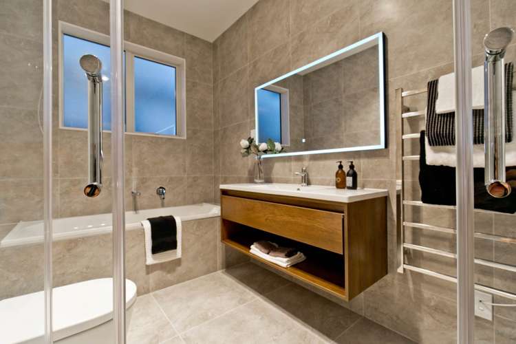 18 Cassidy Drive Orewa_19