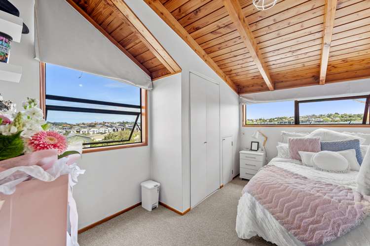 57 Albatross Road Red Beach_24