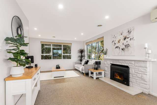 19 Hartford Crescent Totara Park_2