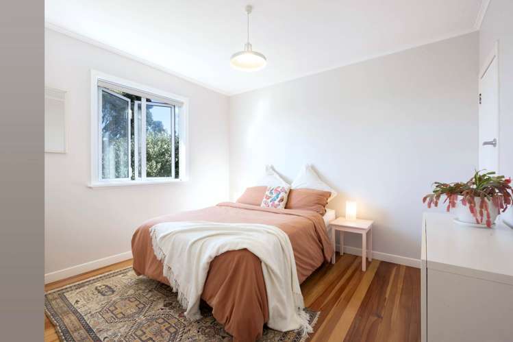 64B Awaroa Road Sunnyvale_11