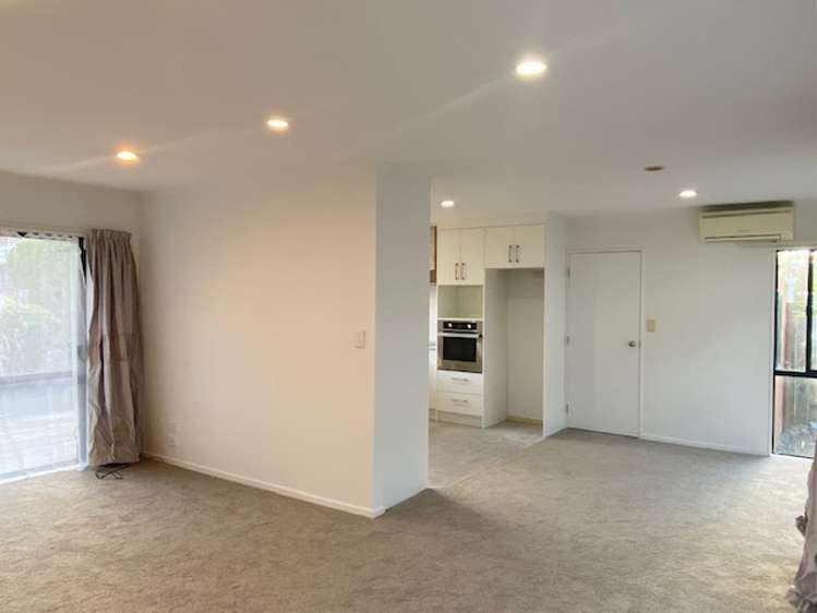 2/11 Corunna Road Milford_5