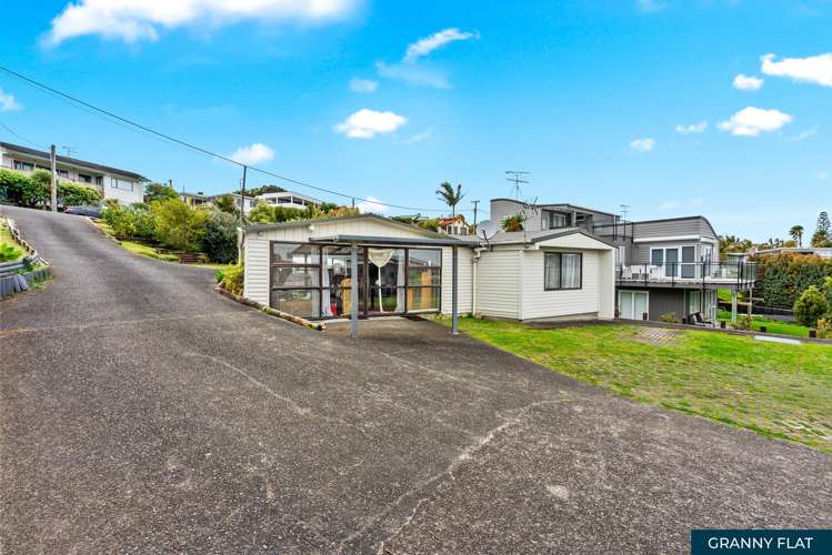 10 Ardern Avenue Stanmore Bay_16