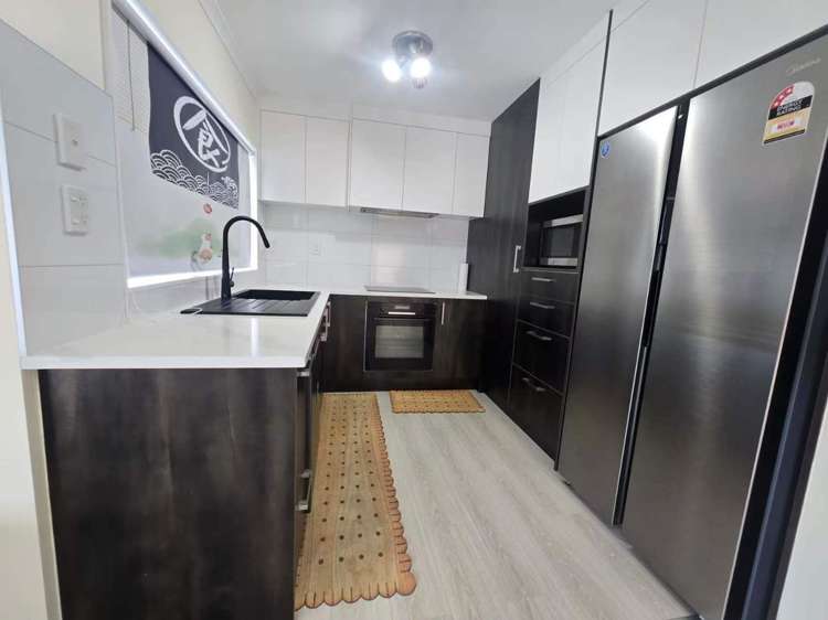 15 Dovey Place 11410_8