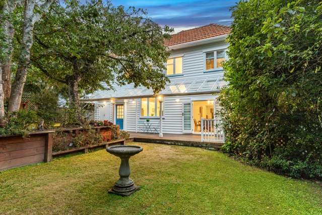 A Private Haven in Prestigious City-End Karori