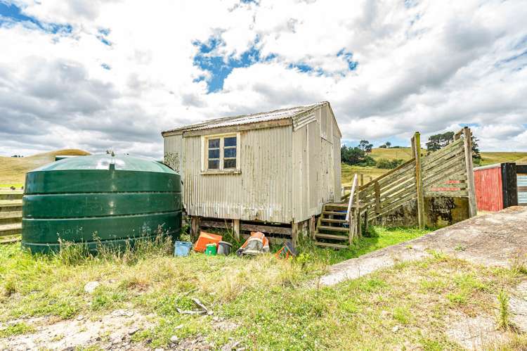 524 State Highway 3 Kaitoke_13