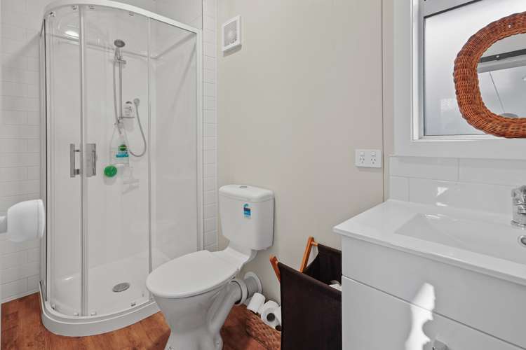 137 Nayland Road Stoke_25