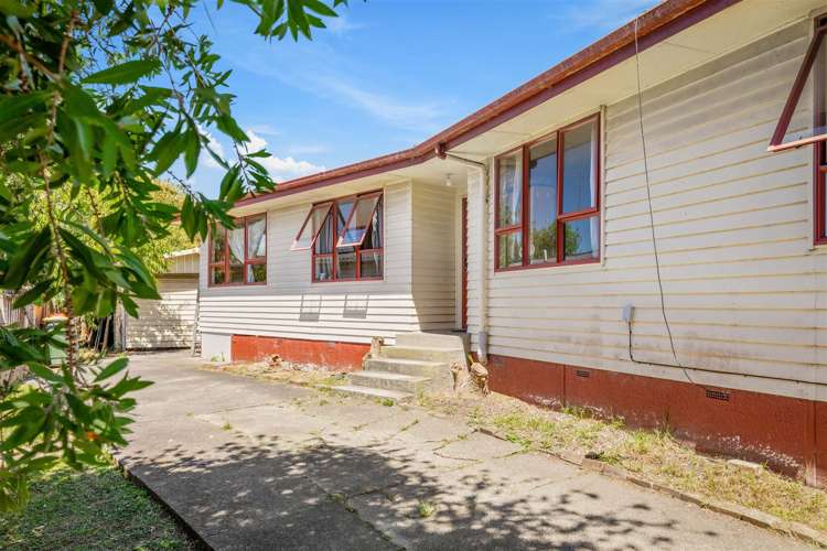 38 Meilland Place Glen Eden_16