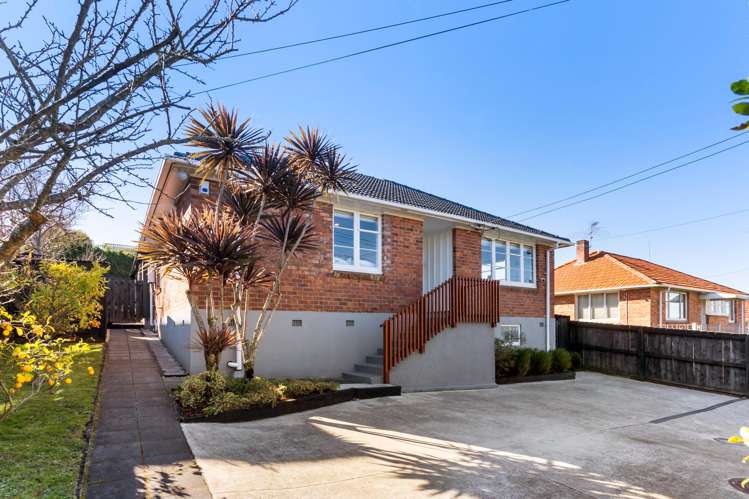 109 Owairaka Avenue Mount Albert_24