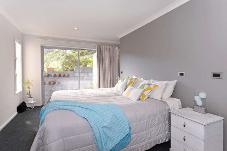 372 Princes Drive Britannia Heights_7