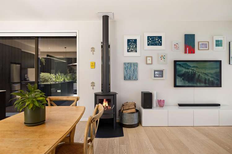 27a Falconer Rise Jacks Point_8