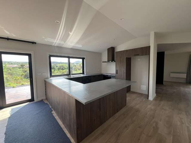 16 Lakemere Way 1087_4