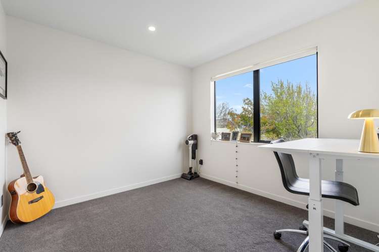 24C Essex Street Te Atatu South_16