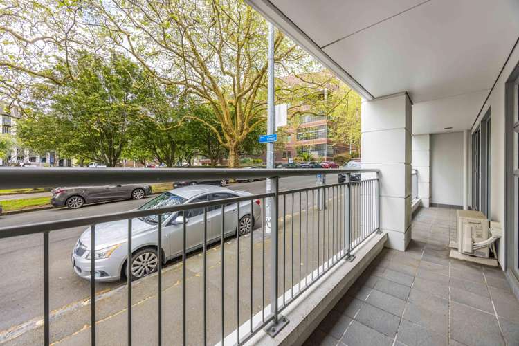 008/1 Parliament Street Auckland Central_5