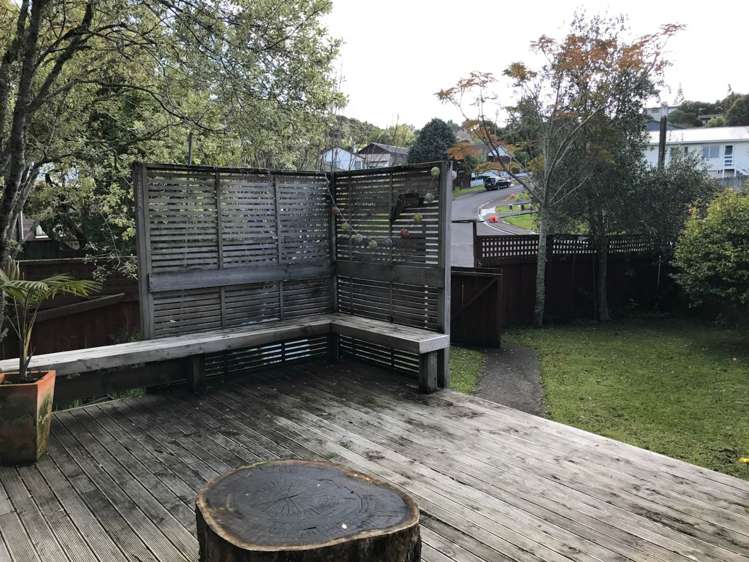 10 John Webster Place Glen Eden_1