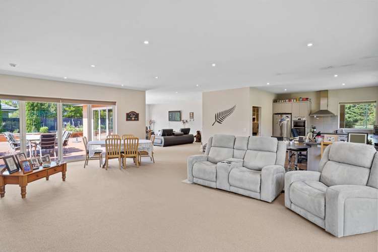 11 John Campbell Crescent Hillmorton_15