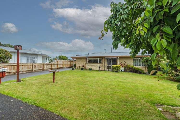16 Suffolk Crescent Feilding_22