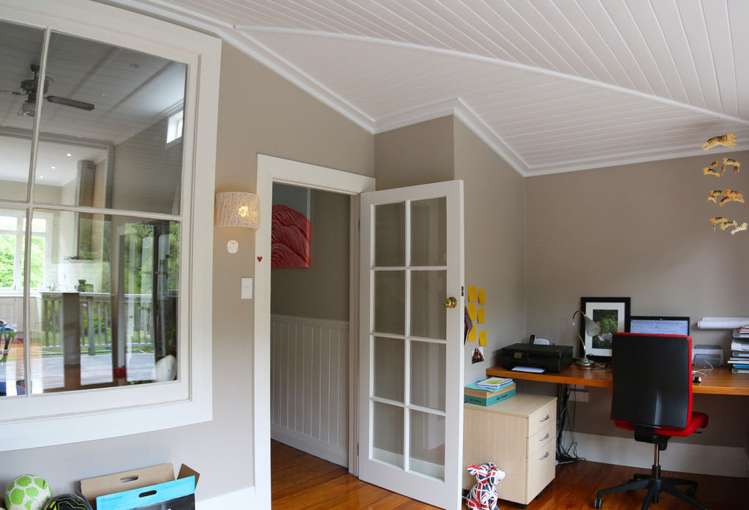 25 York Road Titirangi_9