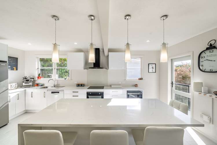 7 Pokohiwi Road Normandale_9