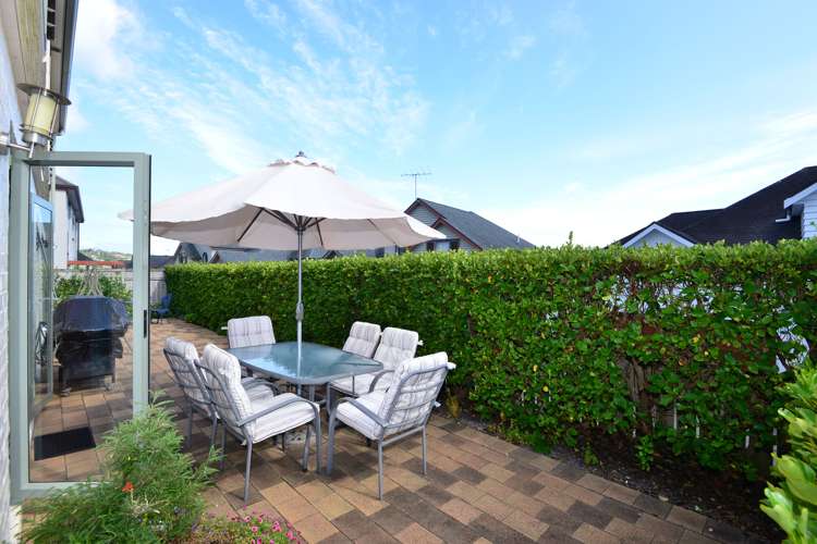 202 Alec Craig Way Gulf Harbour_2