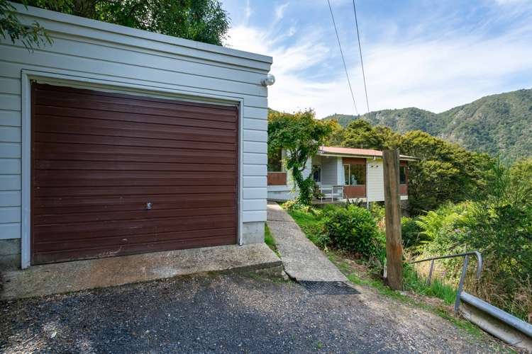 30 Village Loop Road Waipori Falls_14