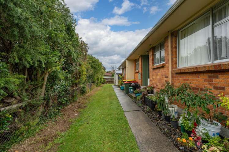 21A Kowhai Street Hamilton Lake_11