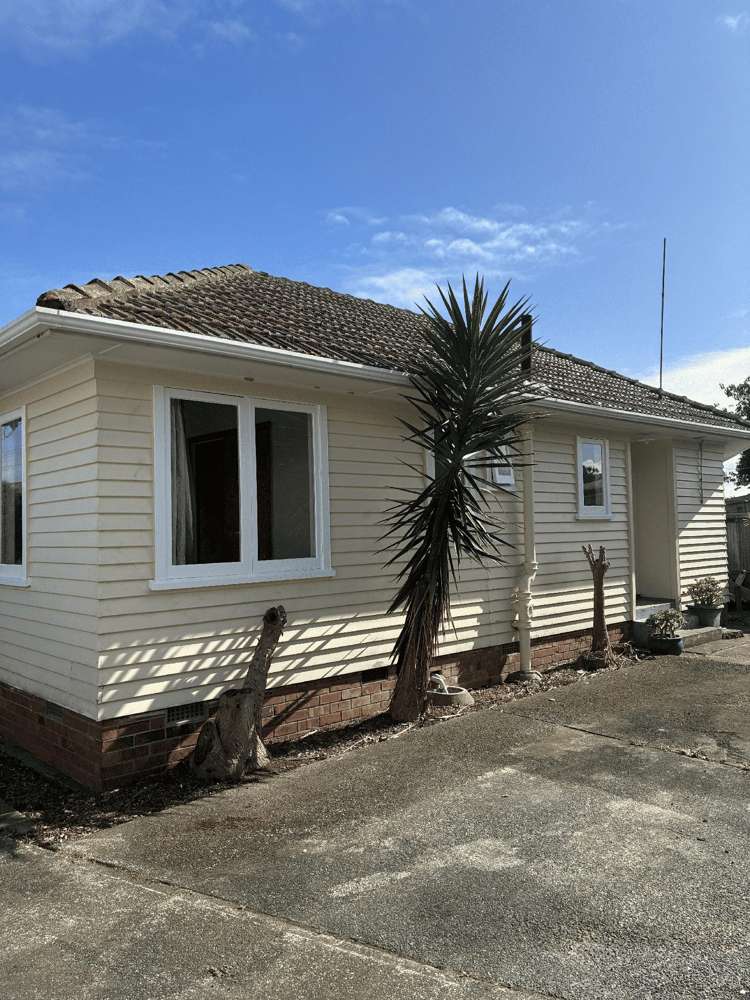 58A Sutton Crescent Papakura_12