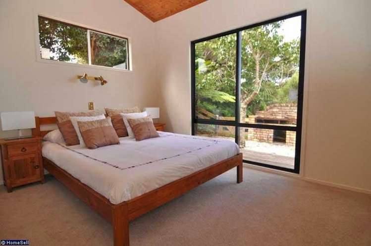 2 Shirley Road Parau_13