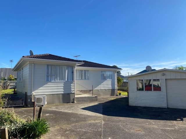 Freshly Refurbished Family Home – Ready to Mov...