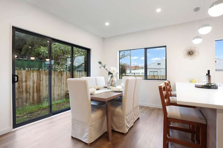 25a Peachgrove Road Te Atatu Peninsula_5