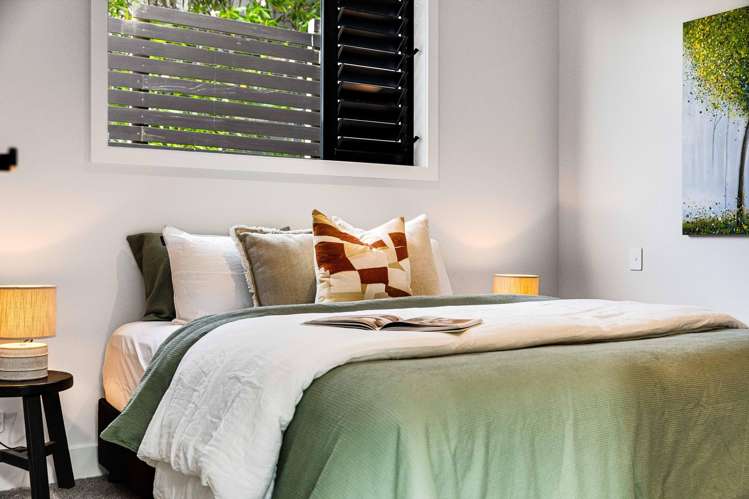 2 Pioneer Crescent Omaha_27