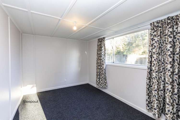 75 Stanbury Avenue Somerfield_13