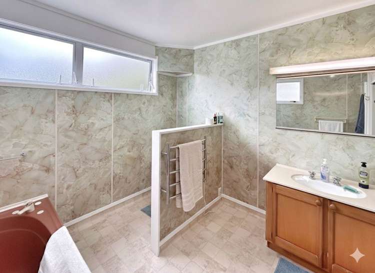 25 McIntyre Road Mangere Bridge_11