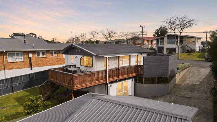 24 Garden Heights Avenue Glenview_18