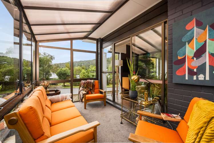 2 Pohue Grove Stokes Valley_15