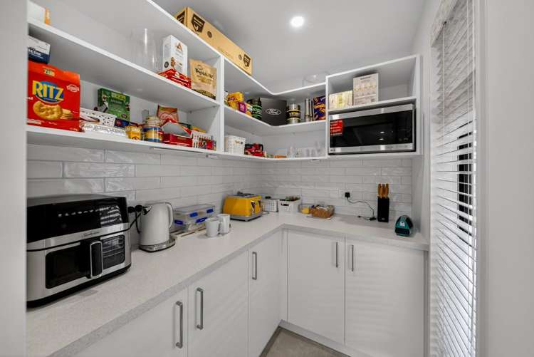 23 Monarch Drive_4