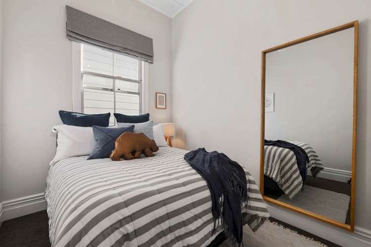 31 Queens Parade Devonport_11