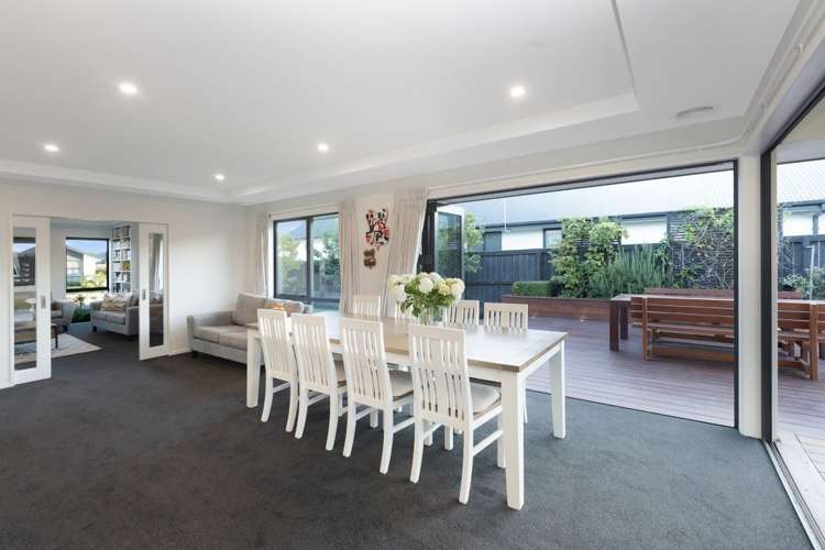 12 Verdeco Boulevard Lincoln_10