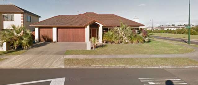 103 Middlefield Drive Flat Bush_2