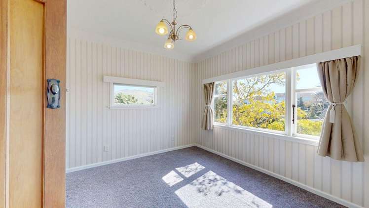 168 The Ridgeway 1259_9