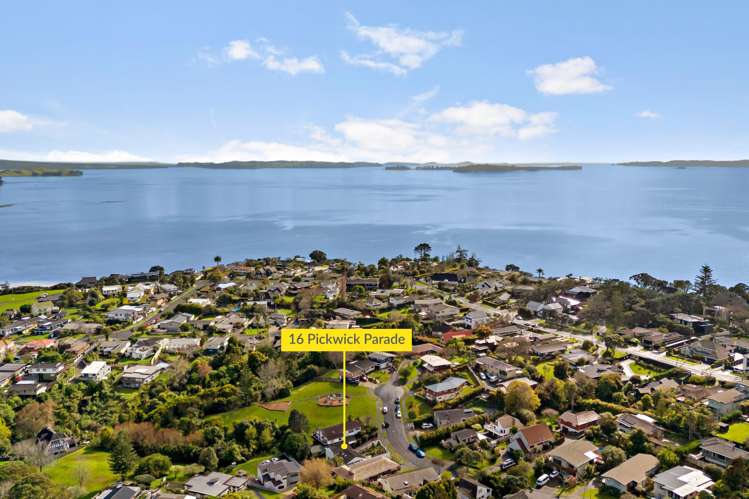 16 Pickwick Parade Mellons Bay_30