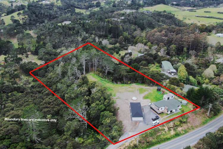 1261 East Coast Road Redvale_4