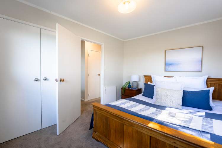 2/13 Fairclough Road Beach Haven_9