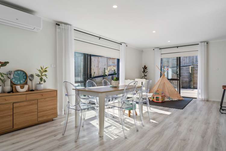 83 Whakaturou Crescent Pyes Pa_9