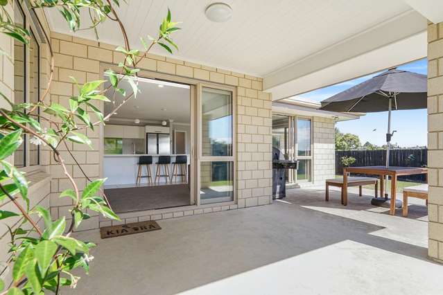 4 Carlingford Rise Dinsdale_1