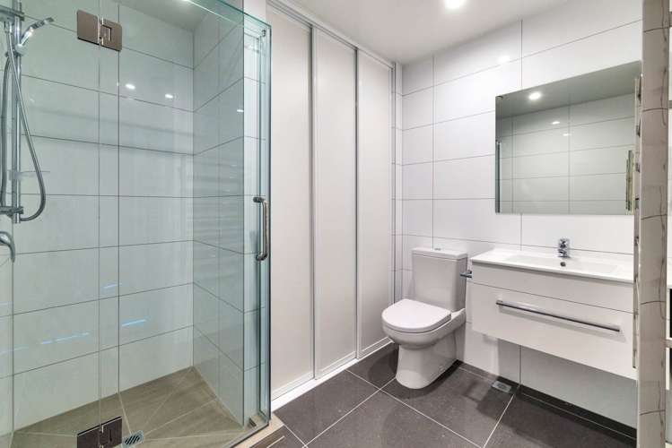 1305/8 Whitaker Place Grafton_10